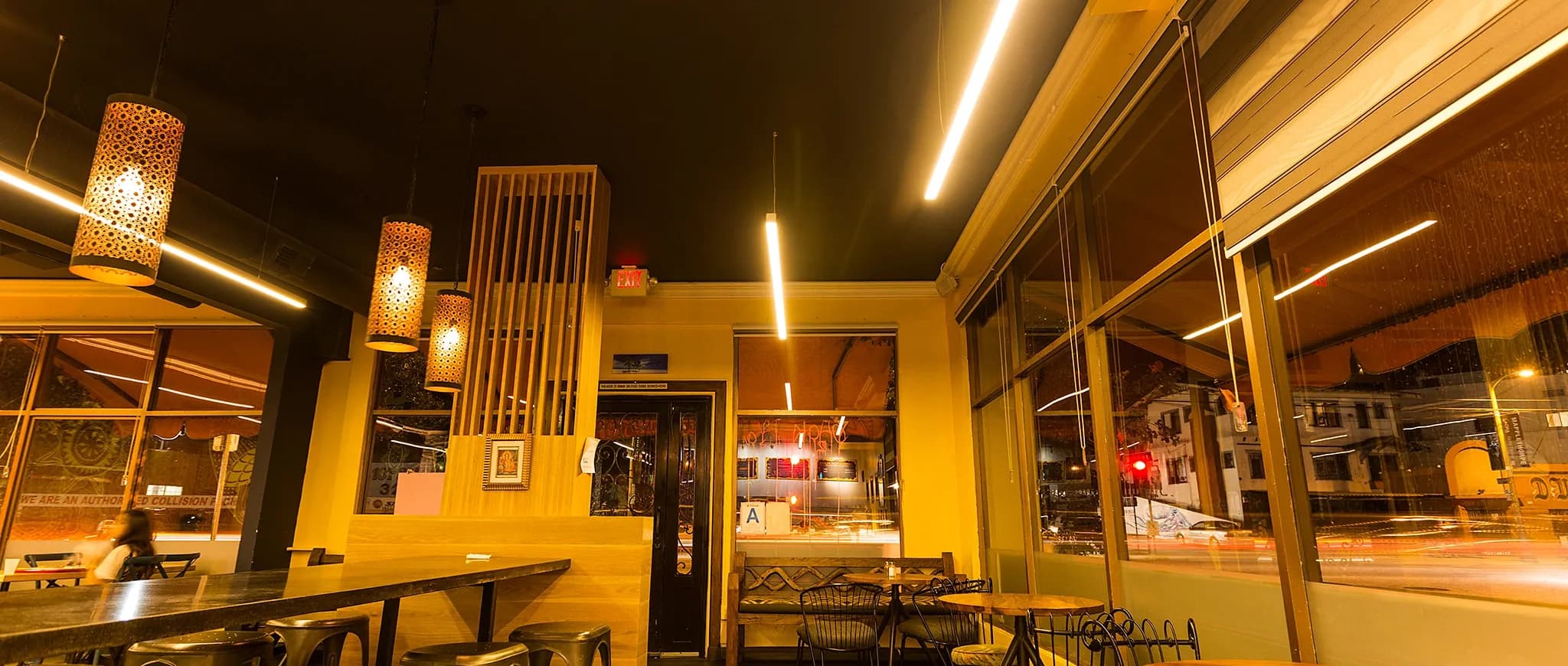 Atmospheric Restaurant Lighting Design