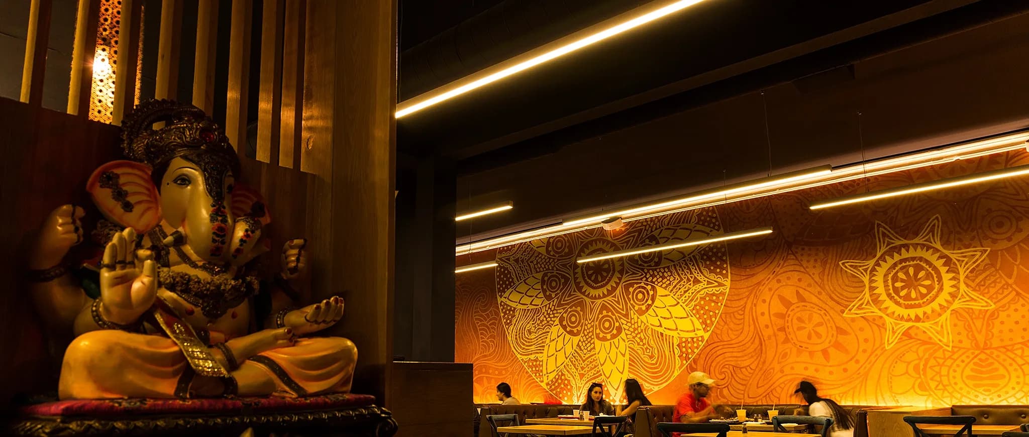 Atmospheric Restaurant Lighting Design