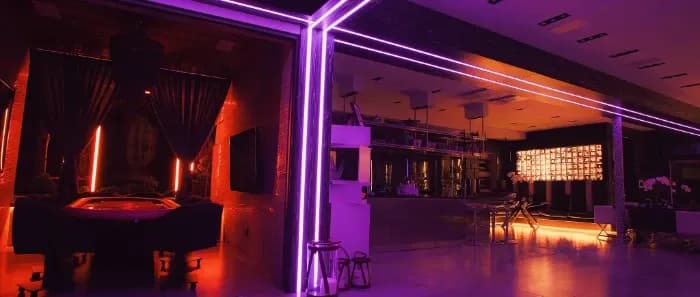 Dragon RGB System by Centerlight
